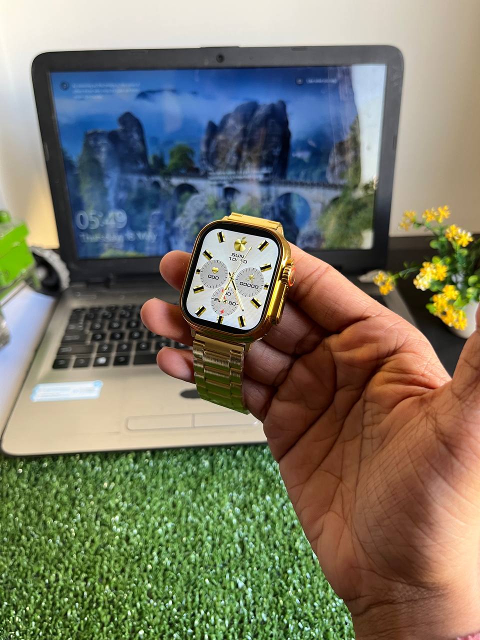 Apple watch ultra 2 dubai edition golden ultra watch - Premium Quality with golden chain strap !